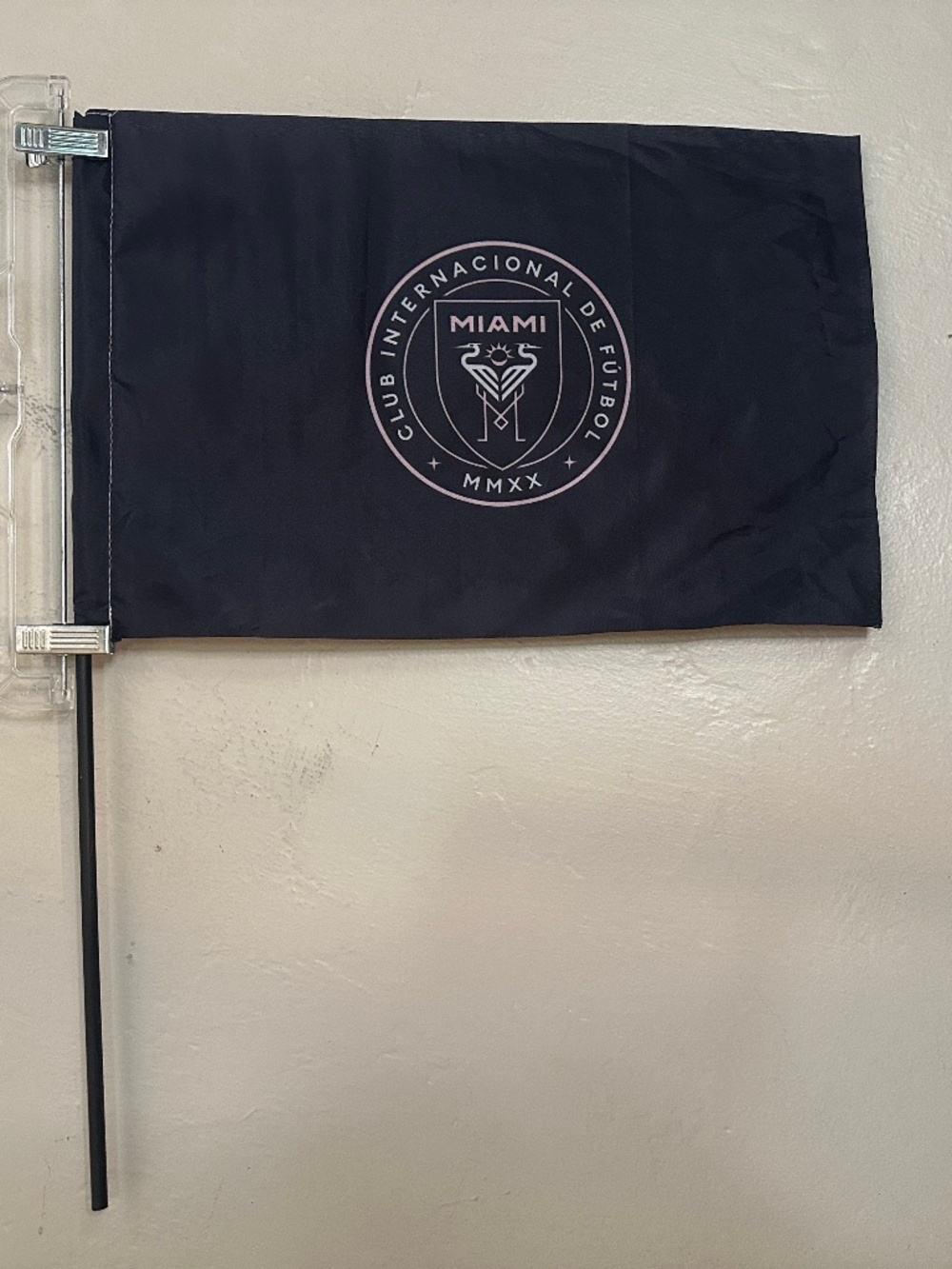 Intermiami Soccer Flag 12" x 18" flag 24" wooden pole Nylon blend no fabric tag